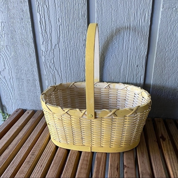 Vintage Yellow Basket Wood Wooden Easter Holiday Baby Shower Newborn Cottagecore - Picture 6 of 11